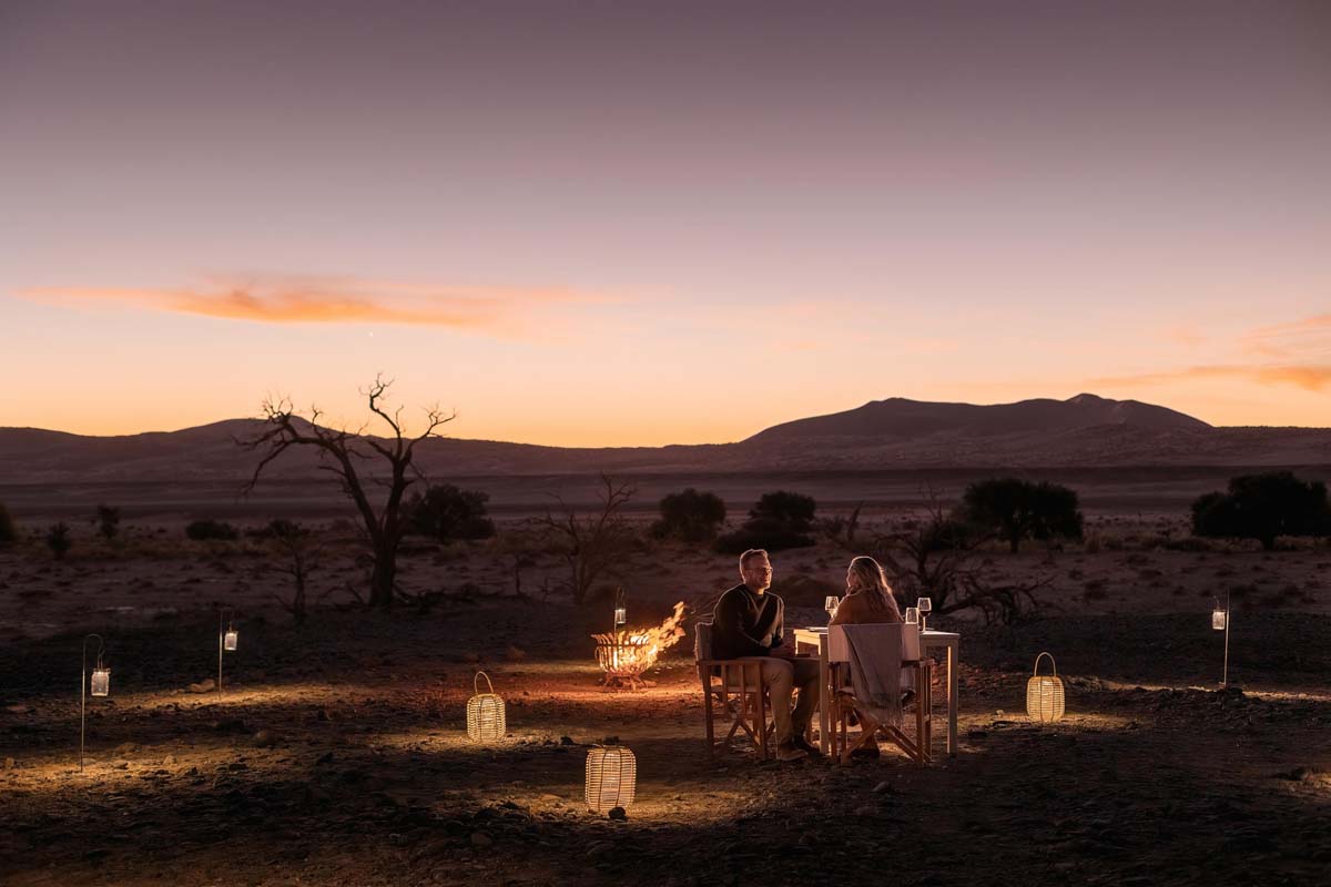 namibia-desert-dinner